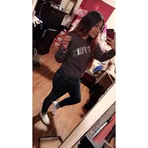 Meet your Posher, Melissa