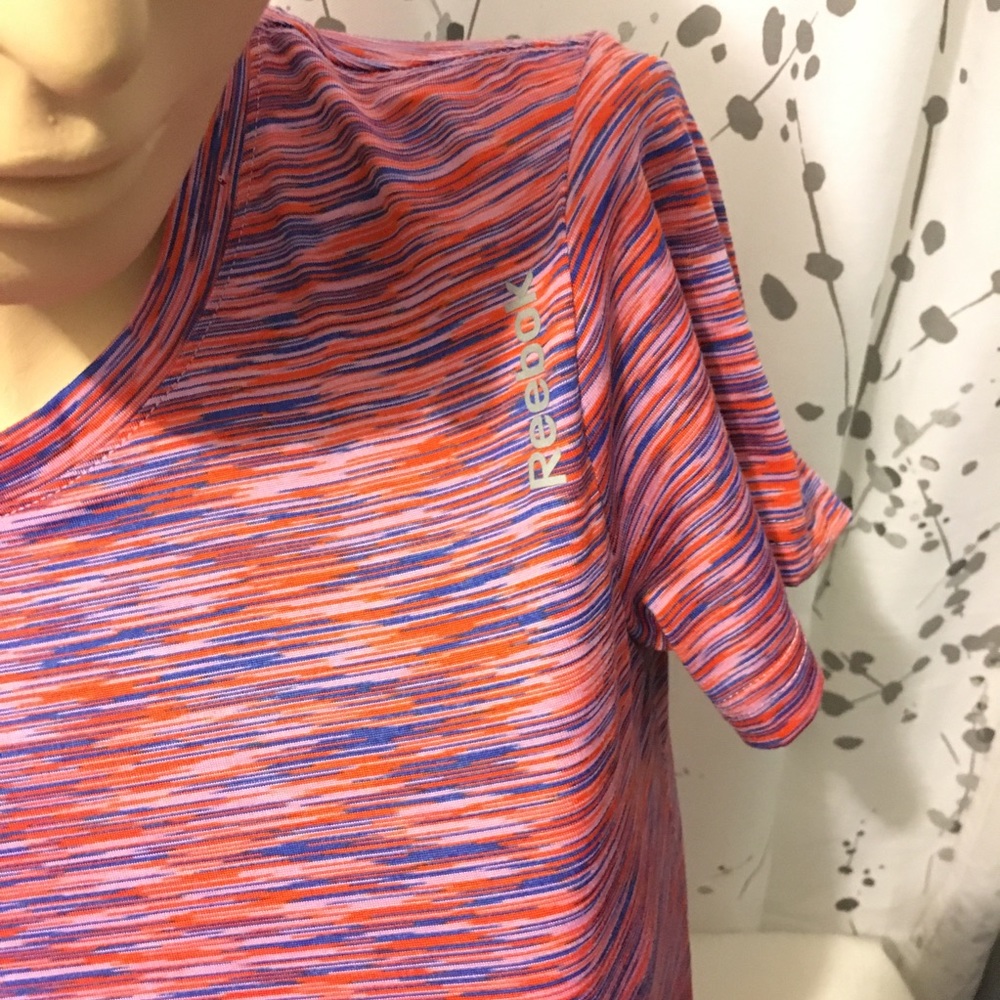 Reebok short sleeve - Picture 2 of 3