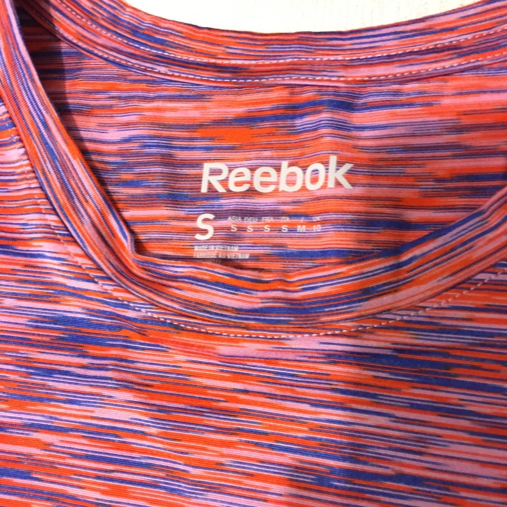 Reebok short sleeve - Picture 3 of 3