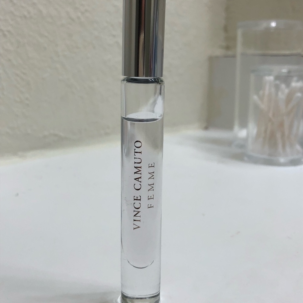 Vince Camuto Femme rollerball fragrance