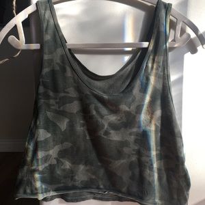 Camo crop top