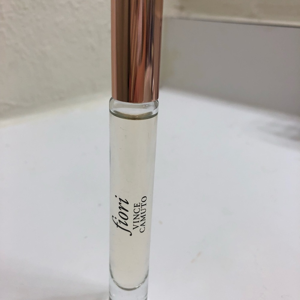Vince Camuto Fiori rollerball