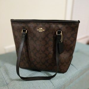 Coach Signature Tote