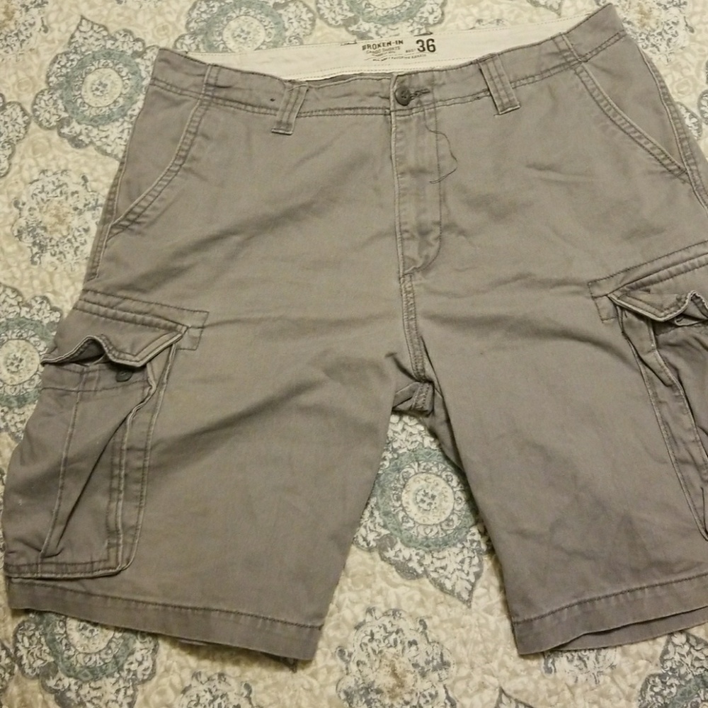 Old Navy Cargo shorts plus 2 FREE Reebok Shorts