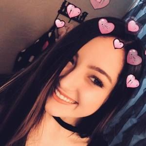 Meet your Posher, Ashlee