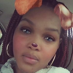 Meet your Posher, Sierra