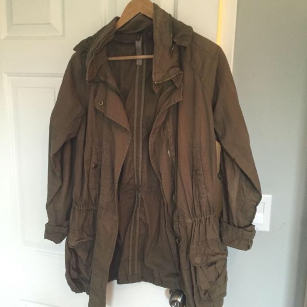 Wilster olive green anorak jacket