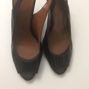 UNISA SLING BACK BLACK LEATHER HEELS SIZE 10