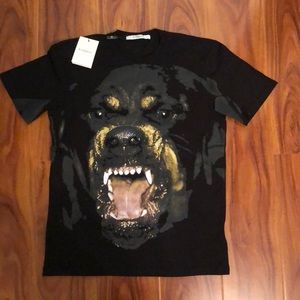 Brand new Givenchy Rottweiler T-Shirt XL