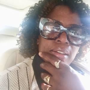 Meet your Posher, Stacey