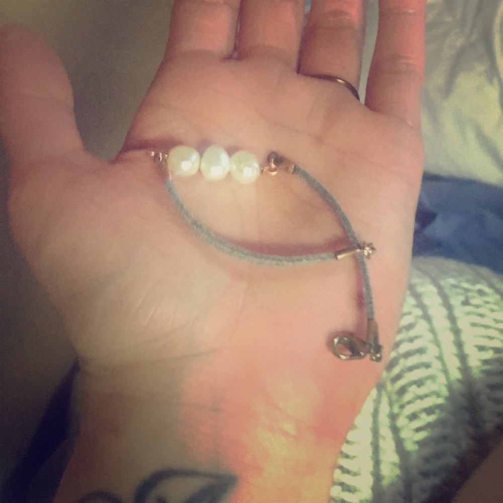 HANDMADE Pearl Bracelet