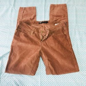 🖤Levi skinny pants🖤