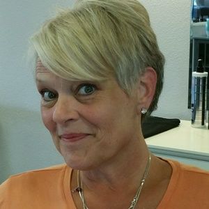 Meet your Posher, Robin