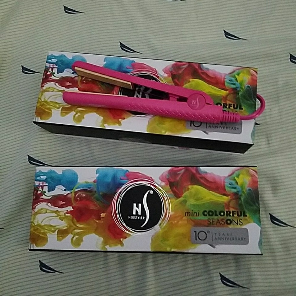 Mini flat irons $5 each!