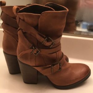 Steve Madden Raleigh Cognac Leather Ankle Boots