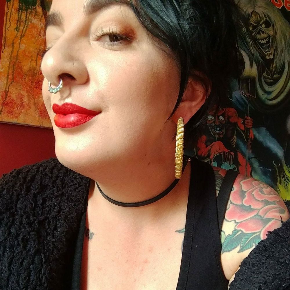 Meet your Posher, Rebecca