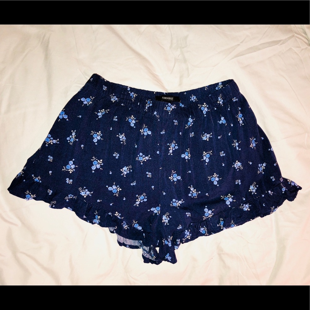 Forever 21/brandy Melville blue floral shorts M