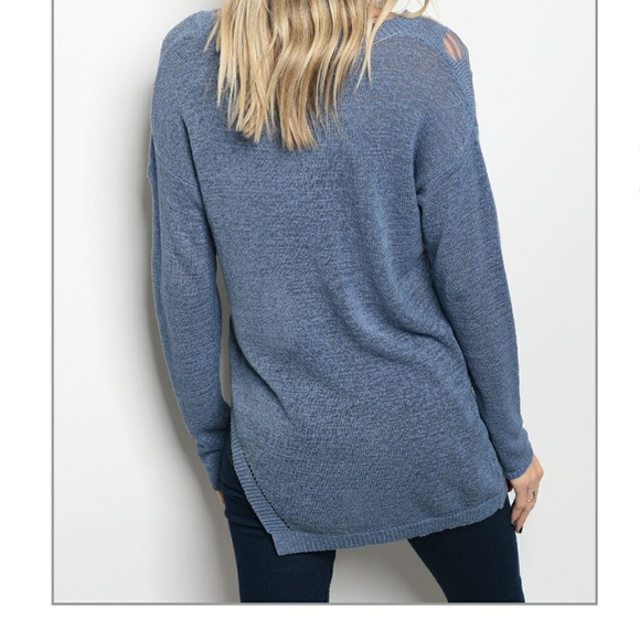 💟Distressed sweater top - Picture 2 of 2