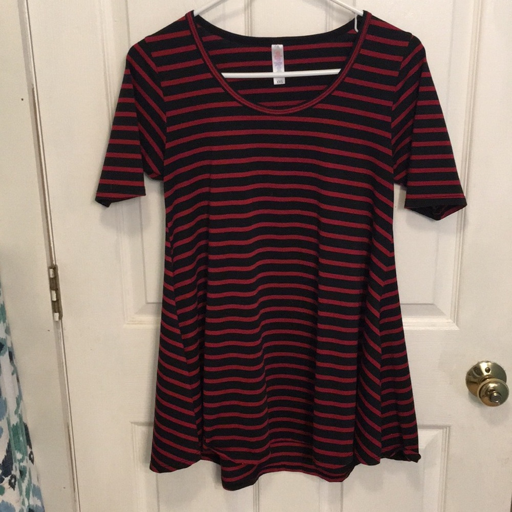XXS red and black striped Lularoe Perfect T