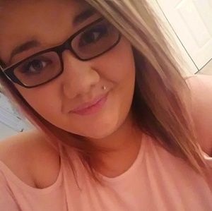 Meet your Posher, Josie