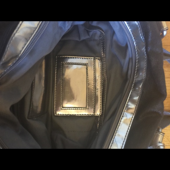 Calvin Klein purse with metallic details - Picture 2 of 4