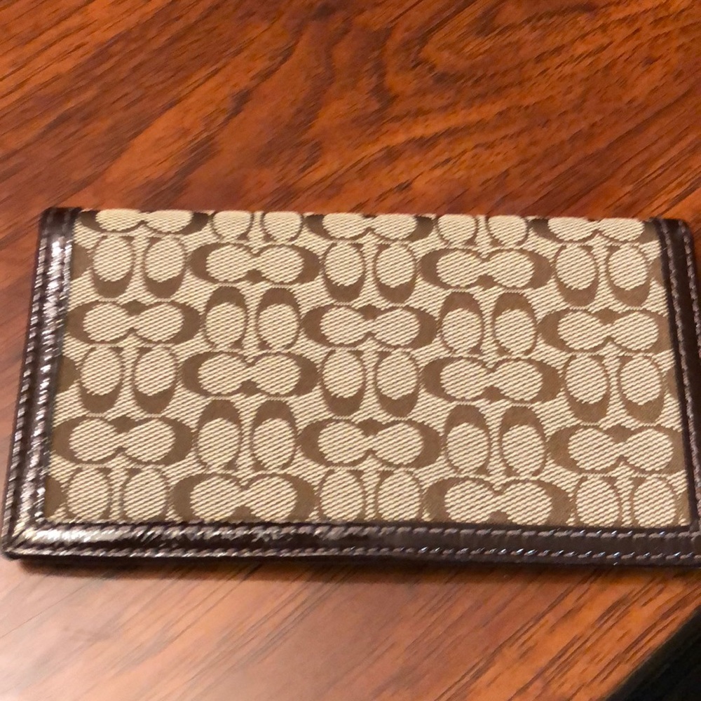 NWOT Coach Checkbook Cover
