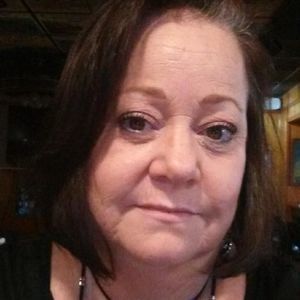 Meet your Posher, Carolyn