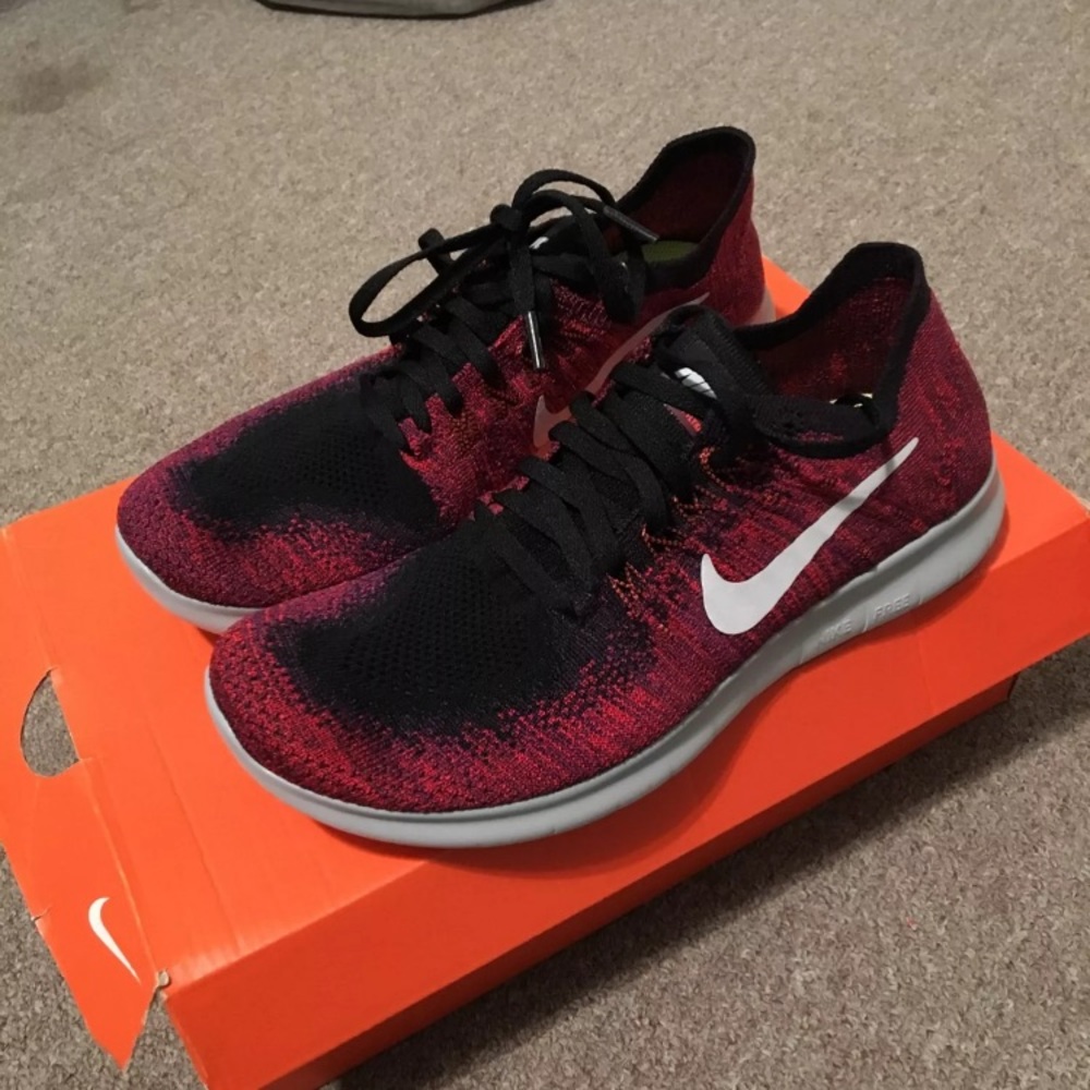 ‼️SOLD ‼️Brand New Nike Sneakers 👟