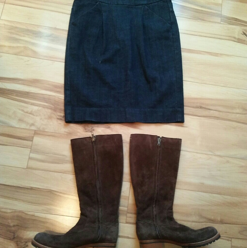 Womans J Crew Pencil Jean Skirt