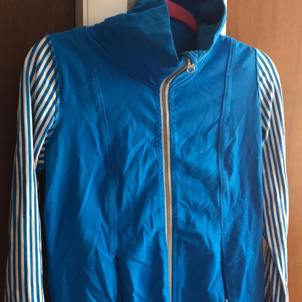 Lulu Lemon “warm up” jacket