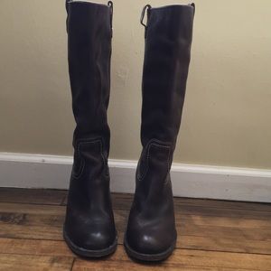 Frye Caroline Campus Wedge pull on boots