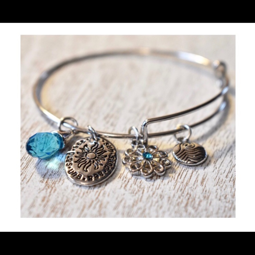 Sand-sea-sun bracelet