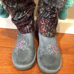 Girls light up sketchers boots. Lightly worn.