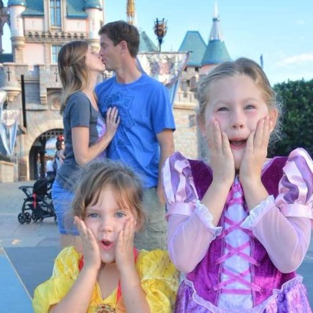 Meet your Posher, Aaron christina