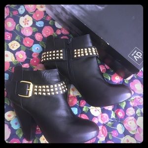 Dolce Vita Vintage Milled Leather Booties