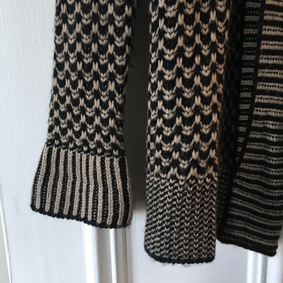 MATTY M - Heavy Crochet Cardigan Sweater - Picture 3 of 6