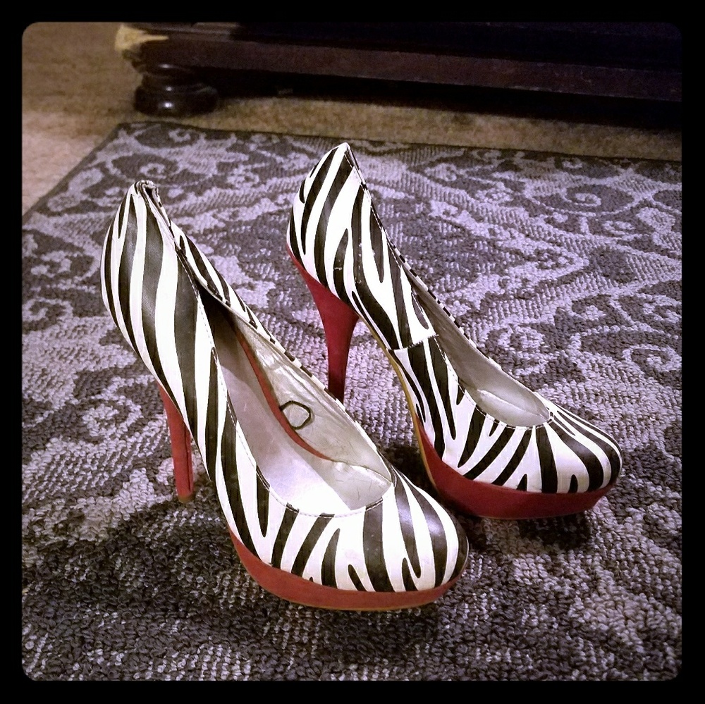 Size 8 heals