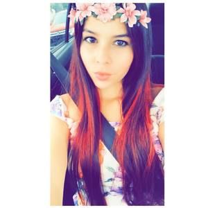 Meet your Posher, Carolina