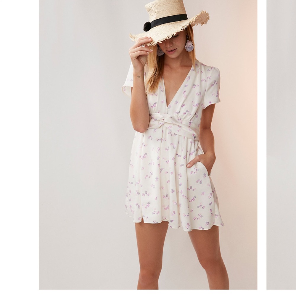 NOT4SALE LOOKING TO BUY THIS EXPRESS SATIN ROMPER