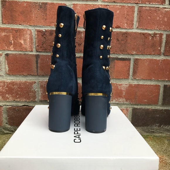 Boot - Picture 3 of 3