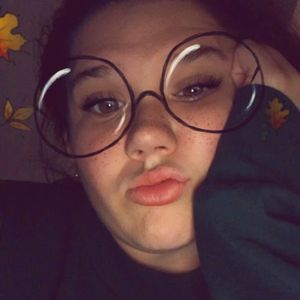 Meet your Posher, Leeanna