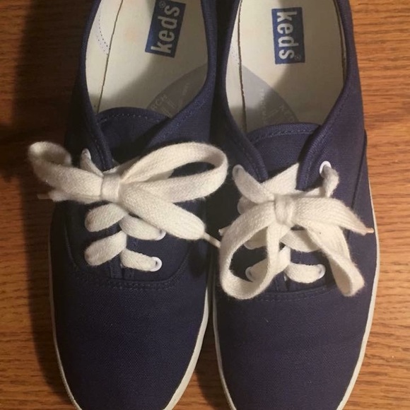 keds narrow shoes
