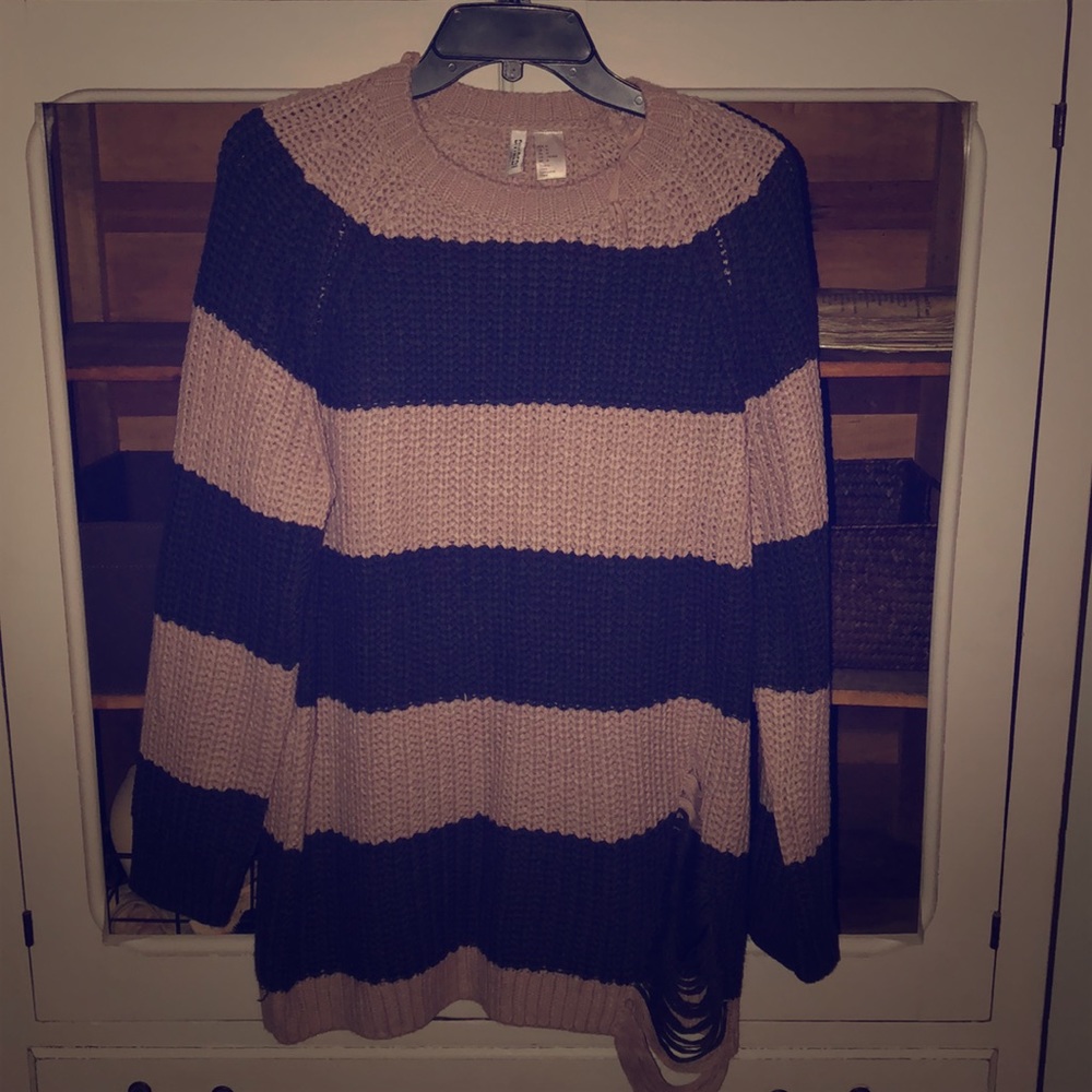 H&M sweater