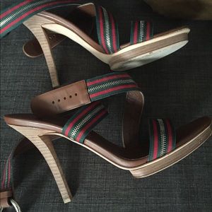 GUCCI Heeled Sandals!!