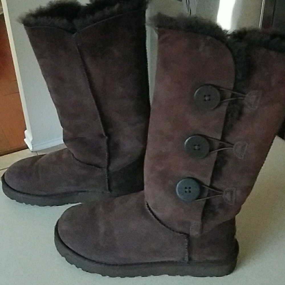 UGG Baily Button- Triple