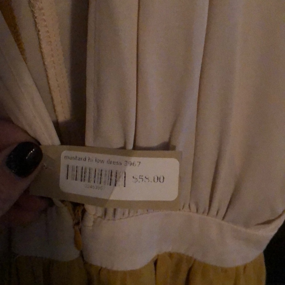 Dress - Picture 3 of 3