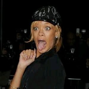 Meet your Posher, Ebony