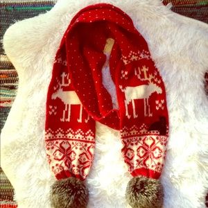 Steve Madden winter scarf