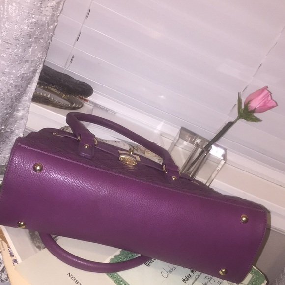 Midnight Grape ‘N Gold Handbag - Picture 5 of 6