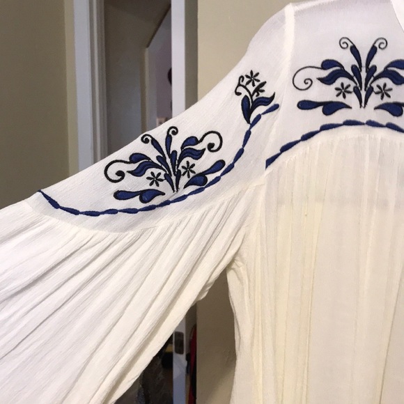 Top - Picture 3 of 5